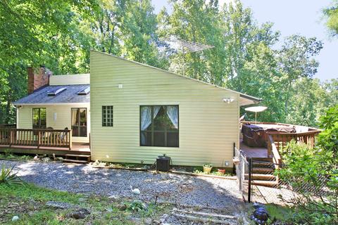102 Cables Ct, Goodview, VA 24095 photo 5
