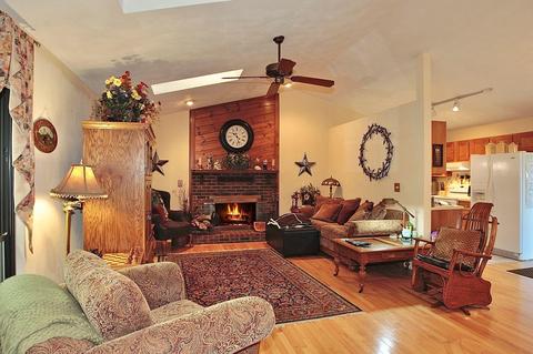 102 Cables Ct, Goodview, VA 24095 photo 8