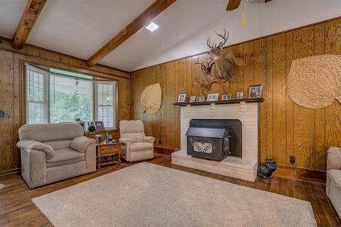 5960 Goodview Rd, Goodview, VA 24095 photo 7
