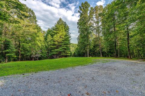 5960 Goodview Rd, Goodview, VA 24095 photo 3