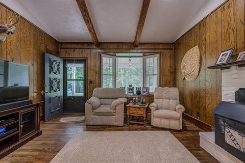 5960 Goodview Rd, Goodview, VA 24095 photo 8