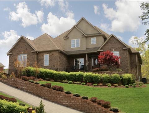 3817 Eagle Crest Dr, Roanoke, VA 24018 photo 1