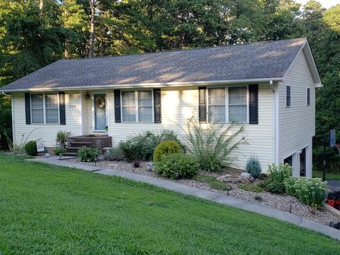 554 Fields Ave, Blue Ridge, VA 24064 photo 1