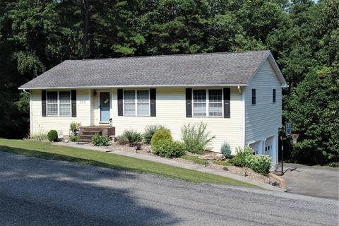 554 Fields Ave, Blue Ridge, VA 24064 photo 4