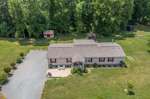 309 Lakeside Rd, Penhook, VA 24137 photo 1