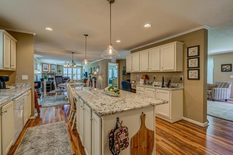 309 Lakeside Rd, Penhook, VA 24137 photo 14