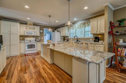 309 Lakeside Rd, Penhook, VA 24137 photo 12