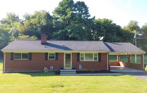 2425 Daleton Blvd NE, Roanoke, VA 24012 photo 1