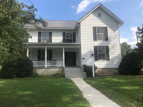 210 Boyd St, Buchanan, VA 24066 photo 1