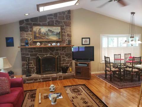 201 E Beaver Dam Ct, Goodview, VA 24095 photo 2
