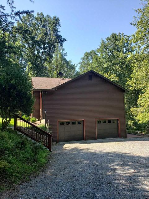 201 E Beaver Dam Ct, Goodview, VA 24095 photo 21