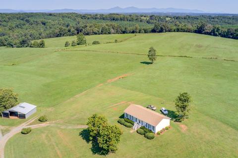 2530 Ayers Rd, Moneta, VA 24121 photo 6