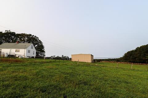 1040 Eanes Rd NE, Check, VA 24072 photo 3