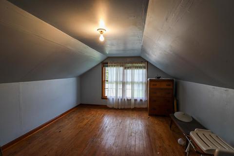 1040 Eanes Rd NE, Check, VA 24072 photo 16