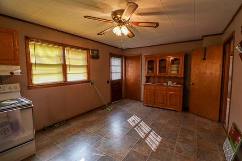 1040 Eanes Rd NE, Check, VA 24072 photo 11