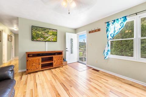 1431 Eanes Rd SE, Roanoke, VA 24014 photo 9