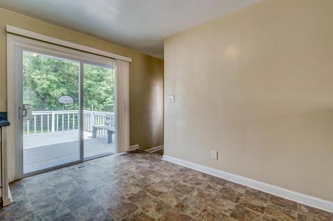 237 Cherryhill Rd NW, Roanoke, VA 24017 photo 9