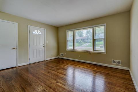 237 Cherryhill Rd NW, Roanoke, VA 24017 photo 7