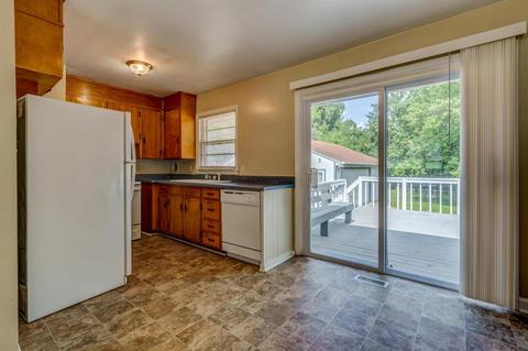 237 Cherryhill Rd NW, Roanoke, VA 24017 photo 10