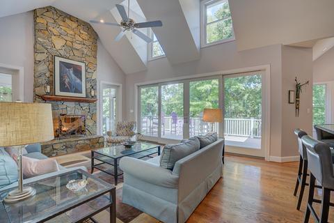 260 Cross Tower Dr, Penhook, VA 24137 photo 11