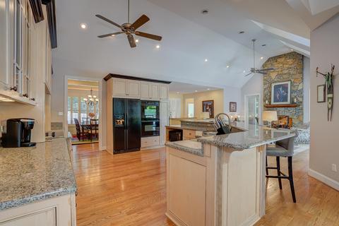 260 Cross Tower Dr, Penhook, VA 24137 photo 18