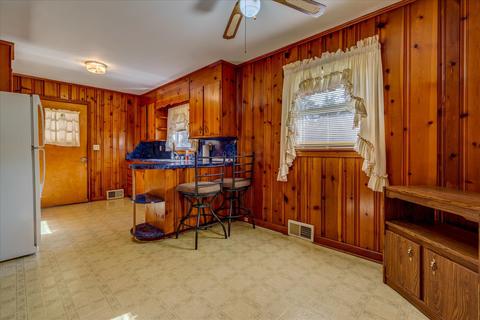 255 Saint Johns Loop, Ferrum, VA 24088 photo 10