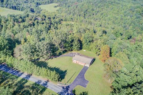 255 Saint Johns Loop, Ferrum, VA 24088 photo 17