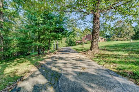 255 Saint Johns Loop, Ferrum, VA 24088 photo 18