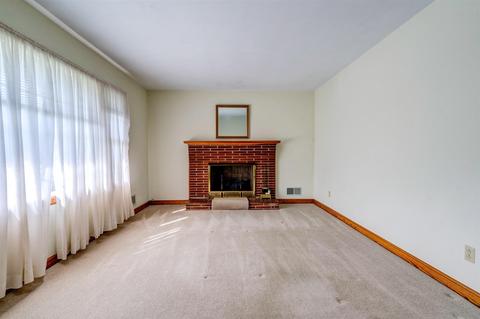 1702 Eanes Rd, Roanoke, VA 24014 photo 4
