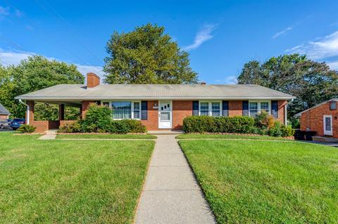 1702 Eanes Rd, Roanoke, VA 24014 photo 1