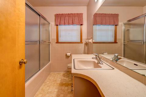 1702 Eanes Rd, Roanoke, VA 24014 photo 10