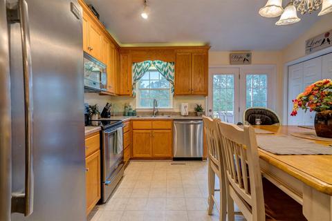 1262 Carroll Rd, Goodview, VA 24095 photo 11
