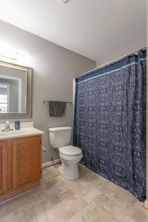 112 Crestbourne Dr, Goodview, VA 24095 photo 14