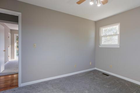 112 Crestbourne Dr, Goodview, VA 24095 photo 17