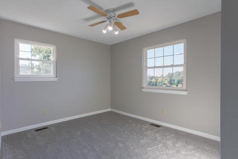 112 Crestbourne Dr, Goodview, VA 24095 photo 15