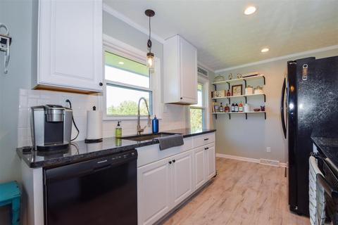 3111 Johnson School Rd, Thaxton, VA 24174 photo 7