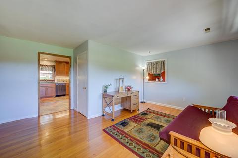 863 Flowing Spring Rd, Buchanan, VA 24066 photo 17
