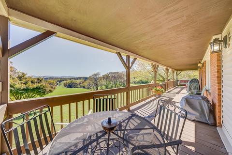 863 Flowing Spring Rd, Buchanan, VA 24066 photo 8