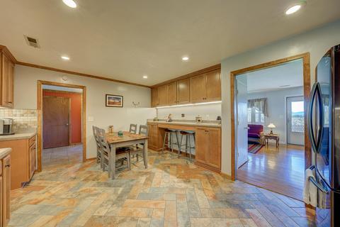 863 Flowing Spring Rd, Buchanan, VA 24066 photo 18