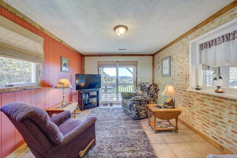 863 Flowing Spring Rd, Buchanan, VA 24066 photo 20