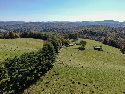 114 Maple Ln NW, Willis, VA 24380 photo 24