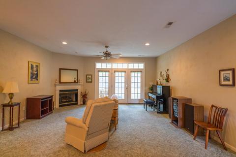 1979 Millbridge Rd, Salem, VA 24153 photo 6
