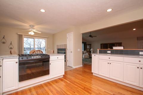 65 Bay Front Rd, Penhook, VA 24137 photo 16