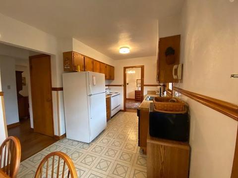 459 E Fairlawn Dr, Covington, VA 24426 photo 6