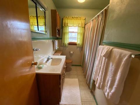 459 E Fairlawn Dr, Covington, VA 24426 photo 11