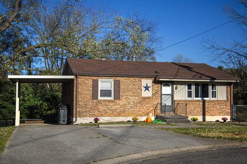 682 Timberidge Rd, Vinton, VA 24179 photo 2