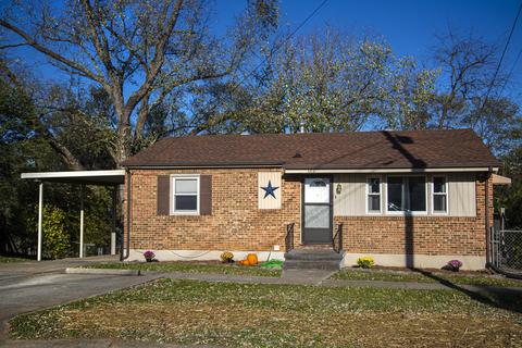 682 Timberidge Rd, Vinton, VA 24179 photo 1