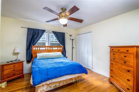 1122 Howbert Ave SW, Roanoke, VA 24015 photo 9
