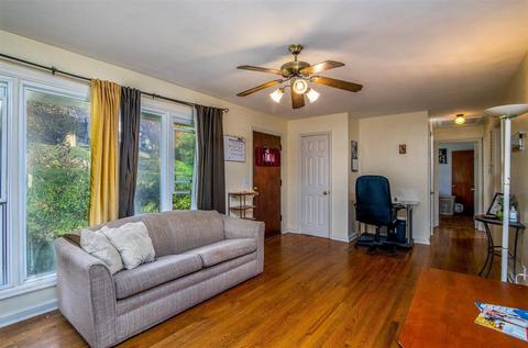 1122 Howbert Ave SW, Roanoke, VA 24015 photo 4
