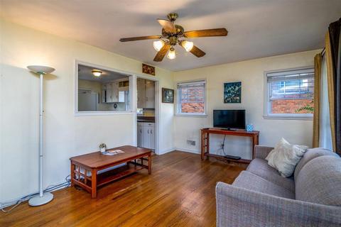 1122 Howbert Ave SW, Roanoke, VA 24015 photo 3